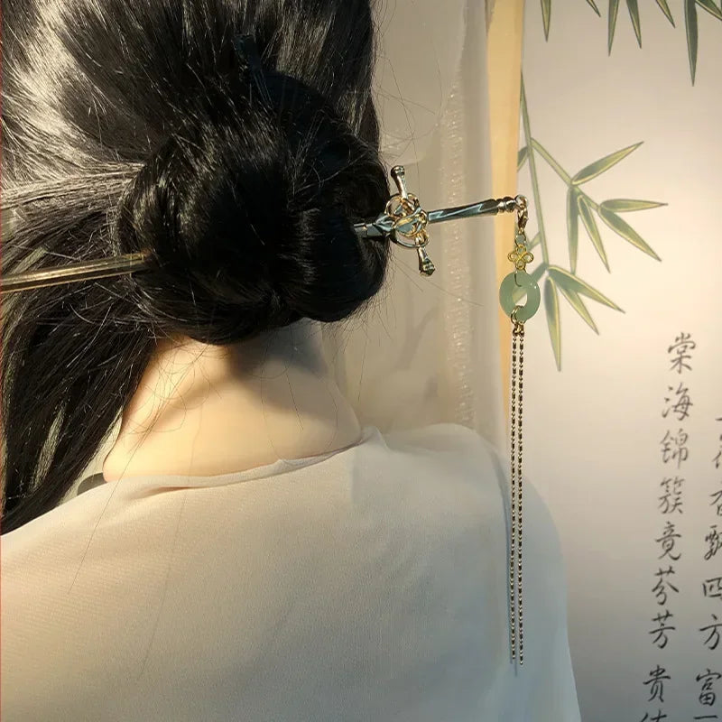 Vintage Sword Hair Stick – Metal Hairpin for Women