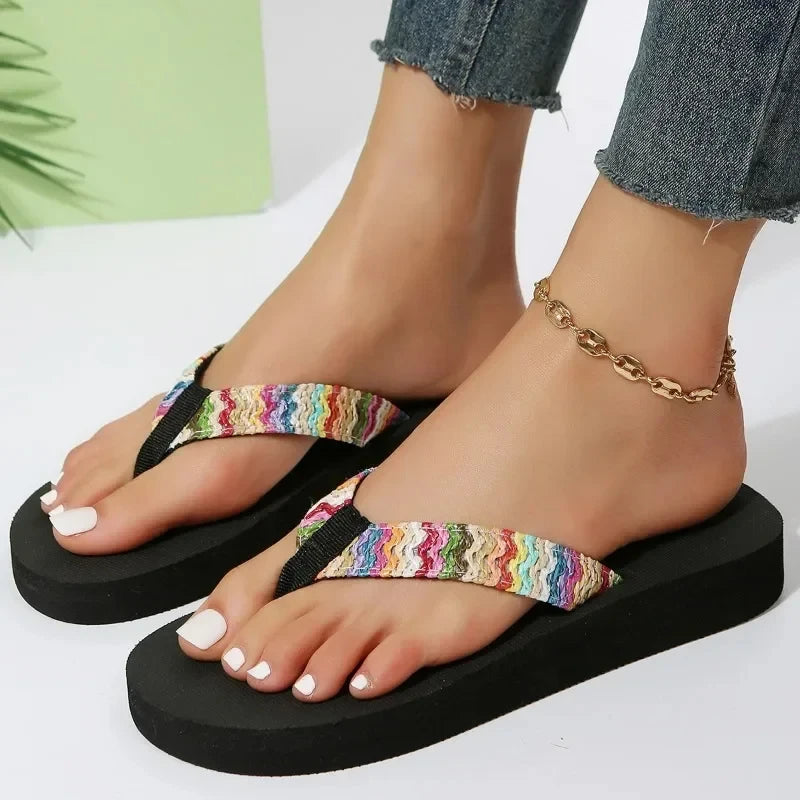 Women's Floral Flip Flops – Flat Beach Sandals & Slippers