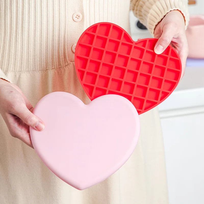 1pc Peach Shaped Silicone Insulation Pad Anti Scalding Korean Style High-temperature and Heat-resistant Pad Peaceful Pleasures Health and Wellness