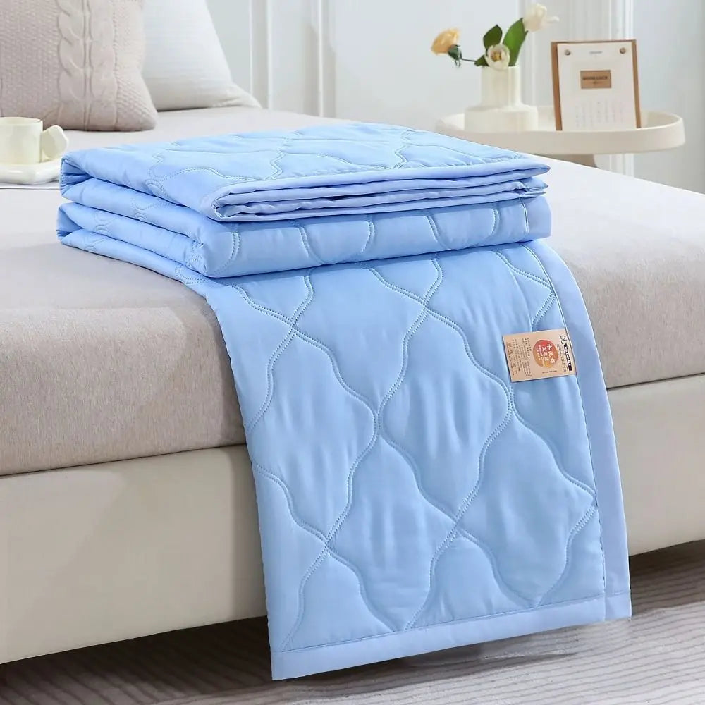 New Double Sided Cooling Blanket Skin-Friendly Cold Effect Conditioning Quilt Breathable Solid Color Cooler Quilt Peaceful Pleasures Health and Wellness Blue