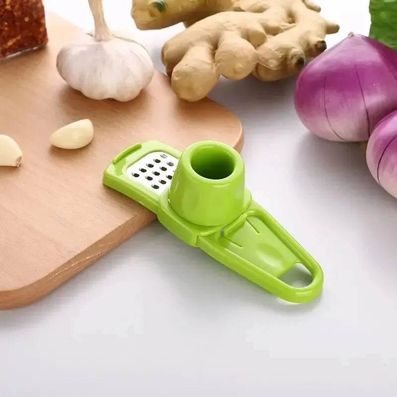 Mini Manual Garlic Press & Grinder – Compact Kitchen Gadget