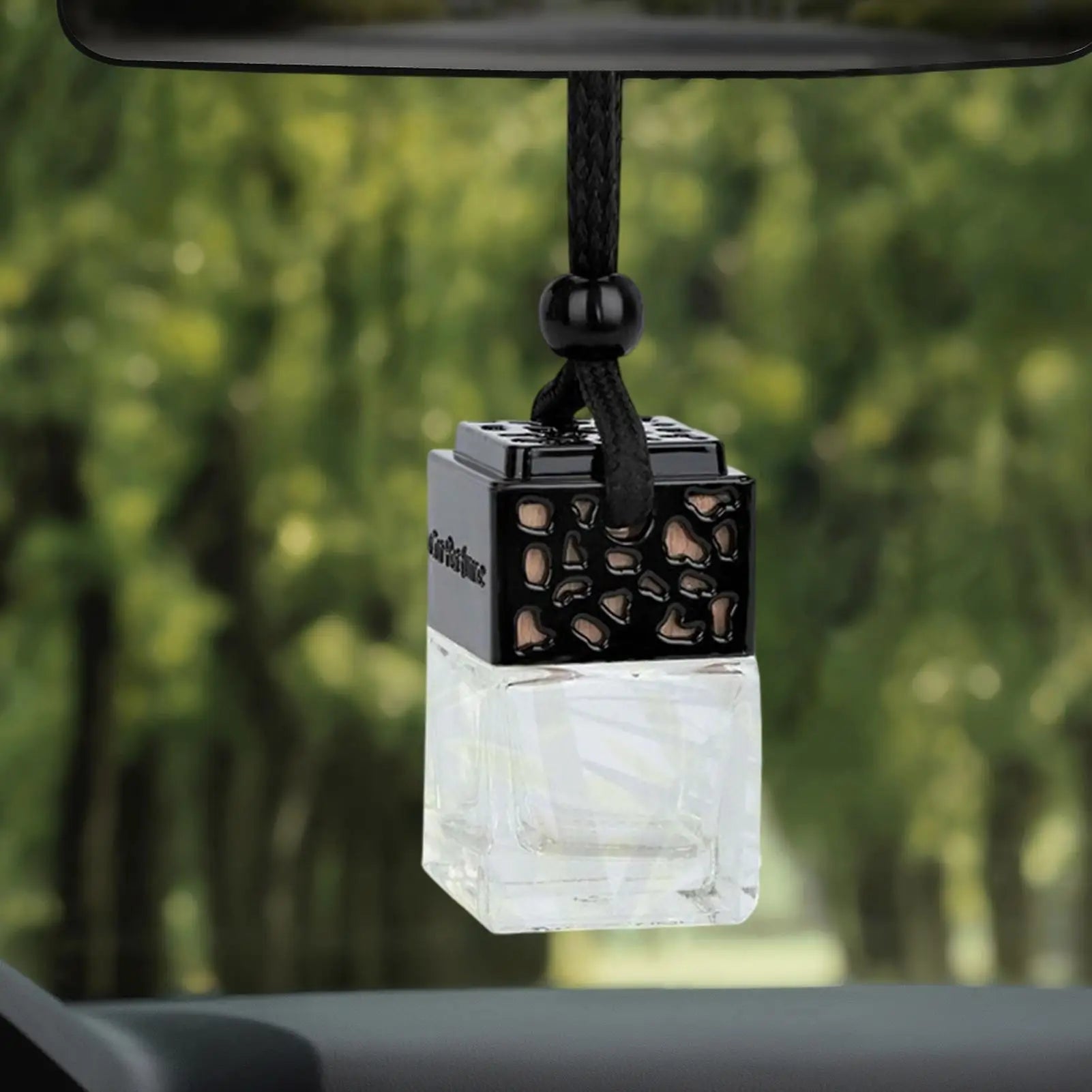Empty Car Diffuser Bottles 8ml Hangable Scent Decoration Refillable Mini Glass Perfume Bottle For Auto Rearview Mirror Home Peaceful Pleasures Health and Wellness