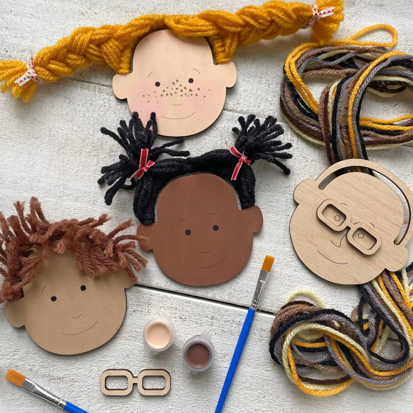 Make a Face Self-Portrait Craft Kit – Diversity Art for Kids