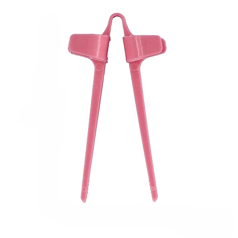 Finger Chopsticks Snack Gripper – No-Mess Gaming & Dining Tool