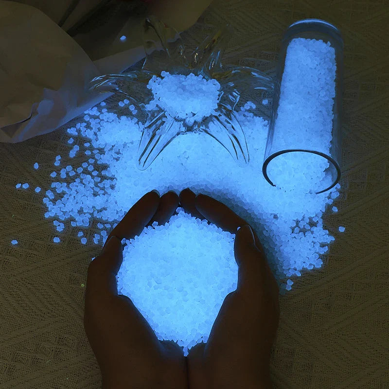 1000pcs Glow in the Dark Pebbles – Garden & Aquarium Decor