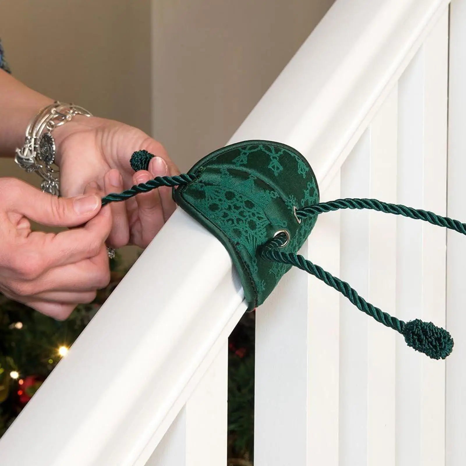 Reusable Padded Garland Ties, Secure & Damage-Free Hanger for Christmas Garland Lights on Staircase, Fireplace Mantel Home Decor Peaceful Pleasures Health and Wellness