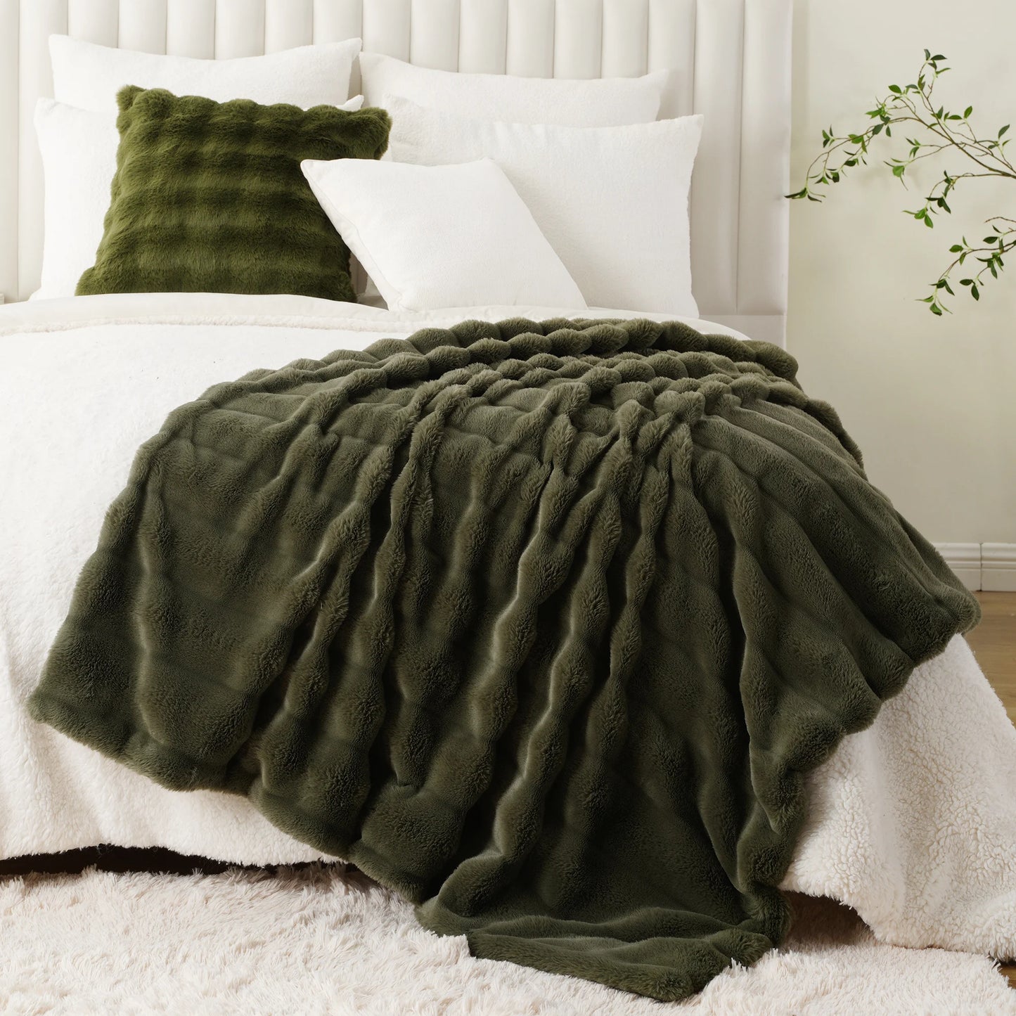 Battilo Faux Fur Throw Blanket ,Faux Rabbit Fur Blanket ,Fluffy Plush Thick Blankets for Bed Sofa,Soft Cozy Fuzzy Mink Blanket Peaceful Pleasures Health and Wellness