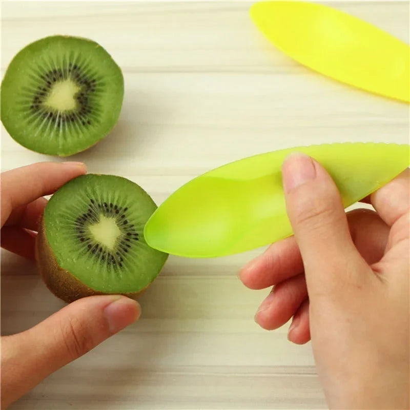 Household Multicolor PP Spoon Knife Multifunctional Fruit Scooper