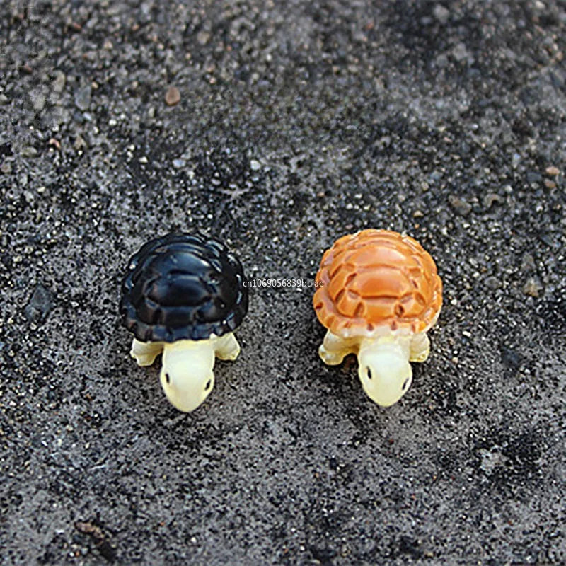 1pcs Super Mini Animals Fairy Garden Miniatures DIY Terrarium Figurines Micro Moss Landscape Decor Dollhouse Accessories 피규어 Peaceful Pleasures Health and Wellness