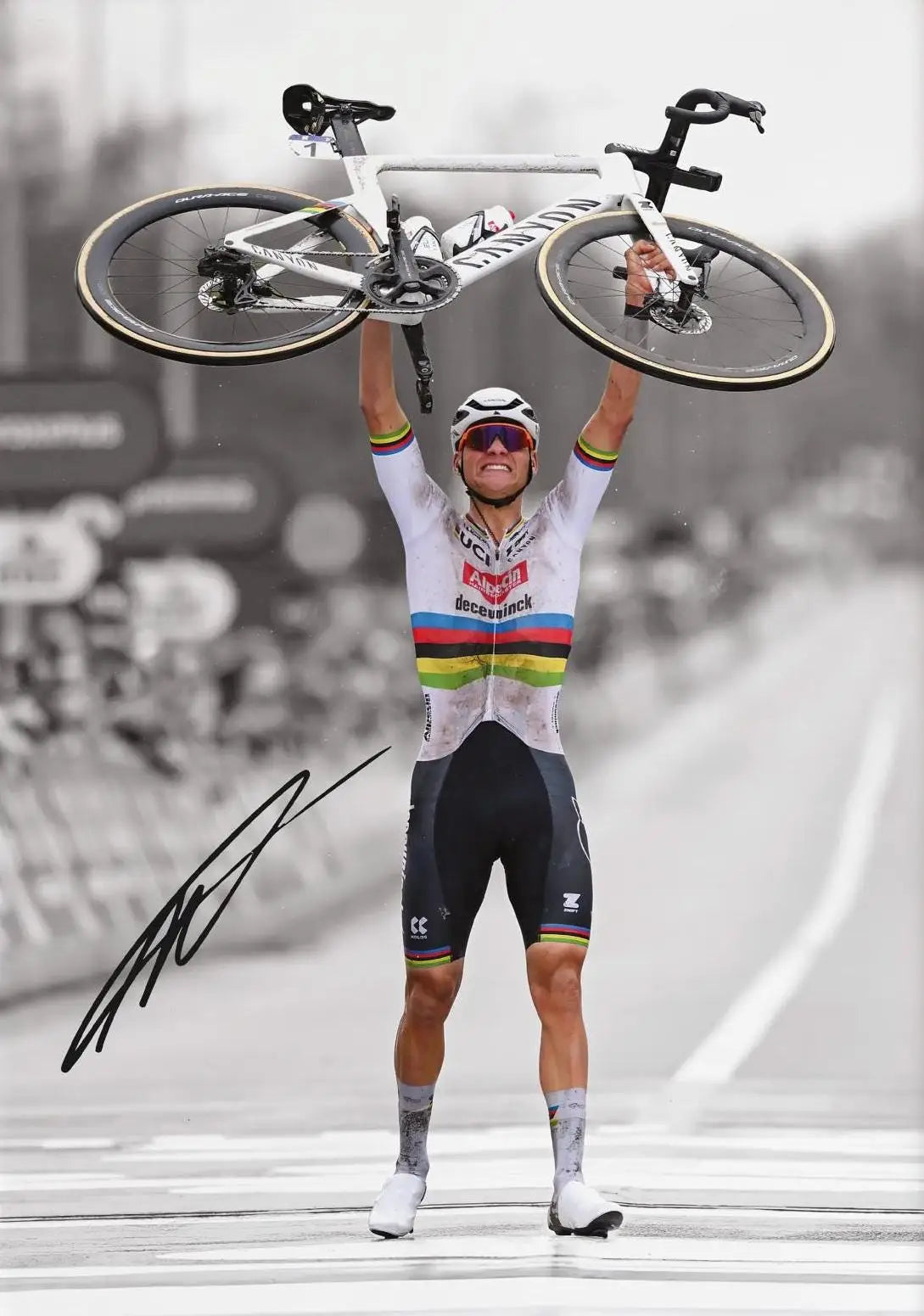 Cycling World Champion Tadej Pogacar Posters Sports Prints Mathieu Van Der Poel Canvas Painting Wall Picture Home Room Decor Peaceful Pleasures Health and Wellness CJ55261 50x70cm Unframed