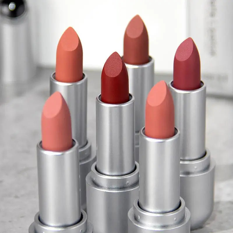 Waterproof Matte Lipstick – Long-Lasting Velvet Nude & Bold Shades