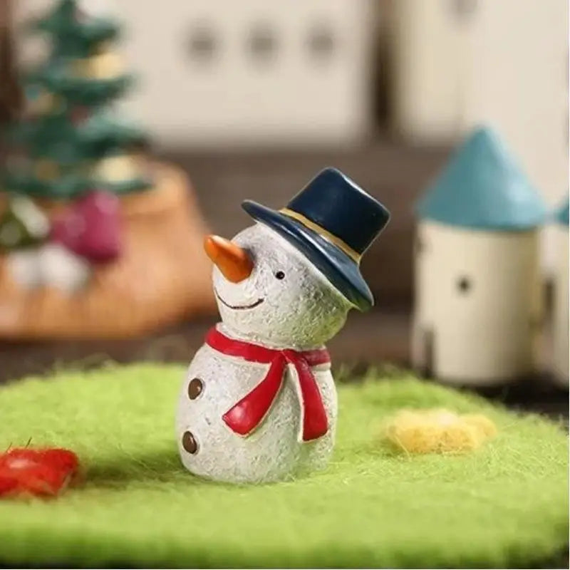 Christmas Cartoon Animal Ornaments Santa Claus Reindeer Resin Crafts