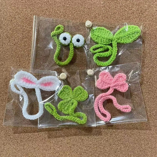 Hand-Crocheted Leaf Bookmark & Bag Charm | Yarn Accessory Crochet Bookmark Oasis Select