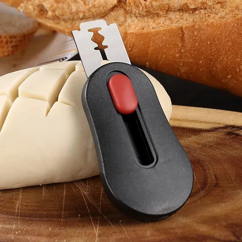 Magnetic Bread Lame – Retractable Dough Scoring Knife for Baking
