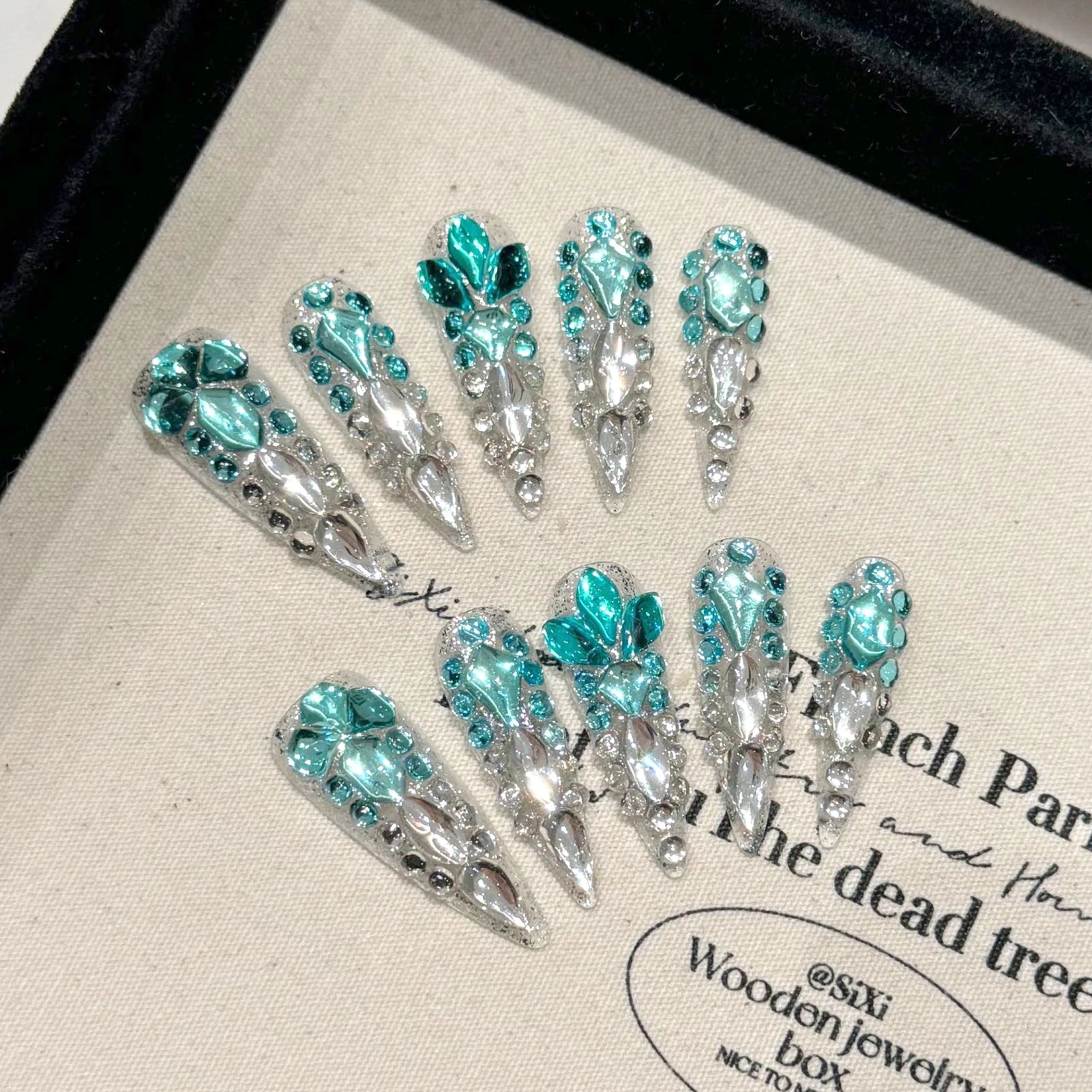 10pcs Rhinestones Handmade Press On Nails Long Pointed Fake Nails Colorful Full Diamond Decor Wearable French Flash False Nails Peaceful Pleasures Health and Wellness L