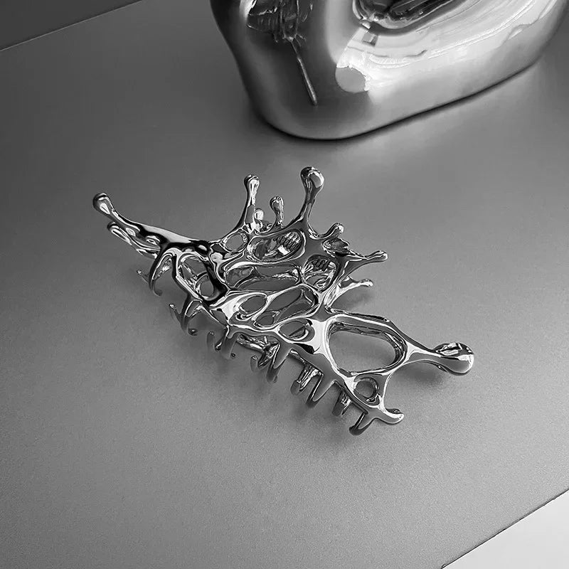 1 Geometric Claw Clips Women Large Metal Silver Korean Fashion Shark