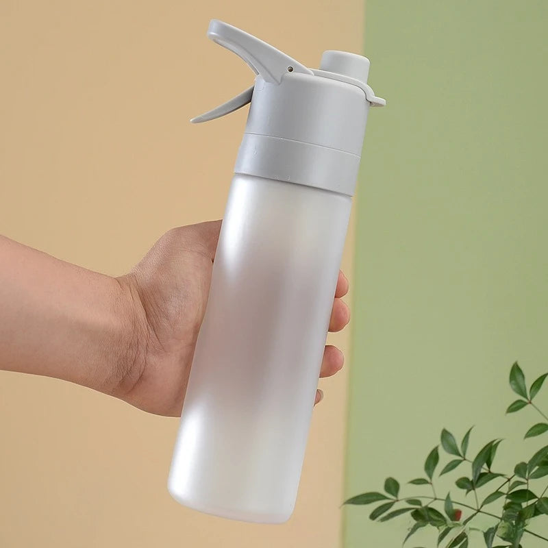 Gradual Fog Surface Water Cup High Color Spray Sports Water Cup Men'S And Women'S Water Spray Plastic Cup Gift Cups Water Bottle Peaceful Pleasures Health and Wellness white 0.7L