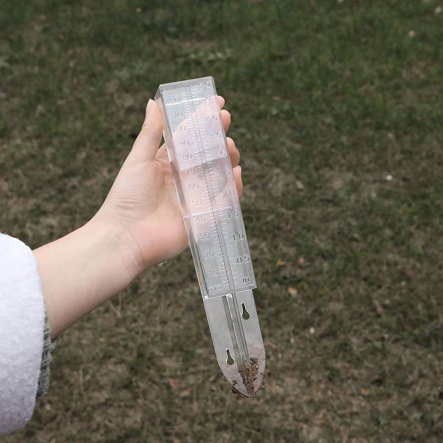 1/2/4pcs Plastic Rain Gauge Clear Rain Water Meter Measuring Device For Home Plants Park Garden Lawn Peaceful Pleasures Health and Wellness