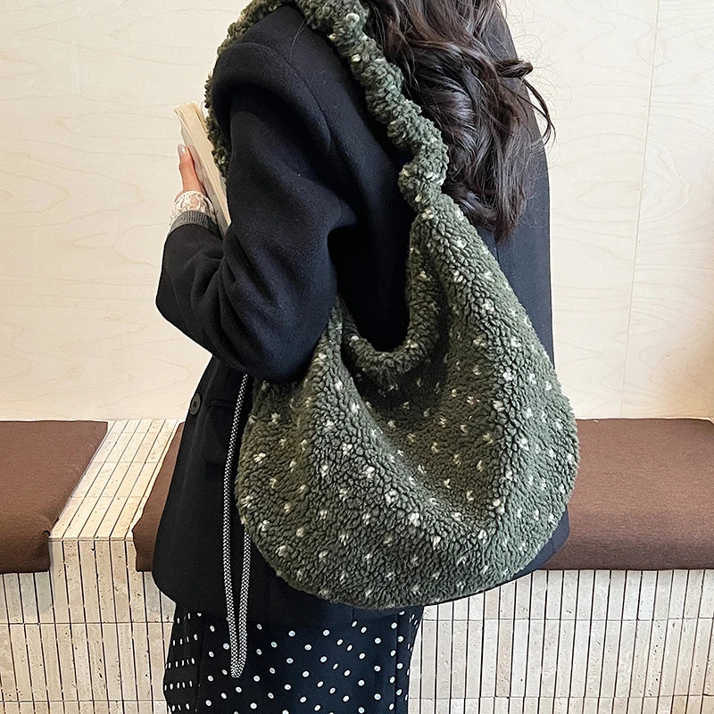 Korean Fashion Faux Fur Crossbody Bags for Women Trendy Large Capacity Sweet Polka Dot Versatile Tote Bag Fashionable Versatile Peaceful Pleasures Health and Wellness