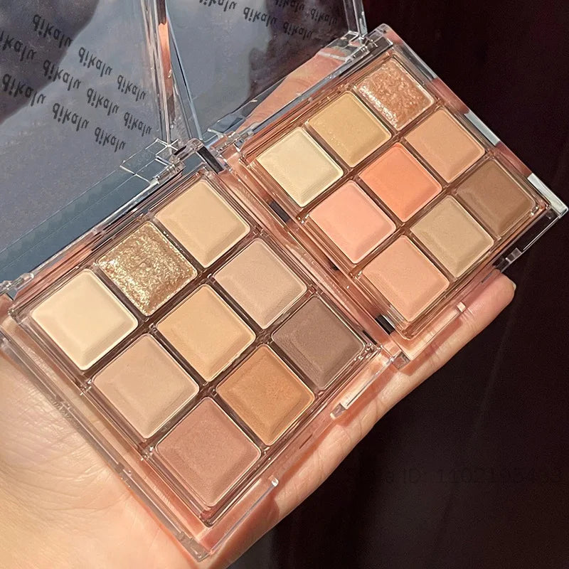 9-Color Smoky Eye Shadow Palette – Matte & Shimmer