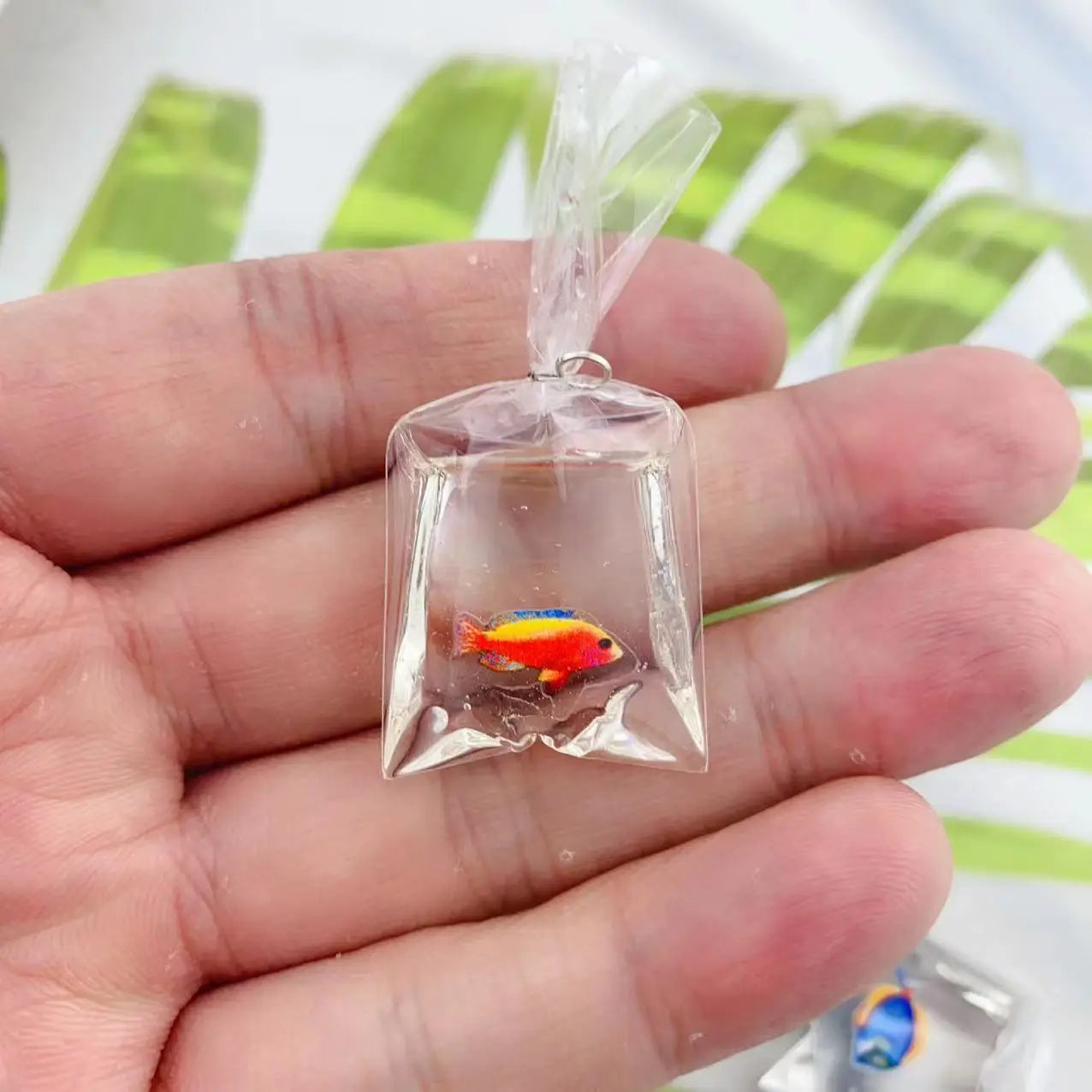 1pcs Coral Fish Bag Resin Charms Ocean Transparent Small Fish in Water Bag Jewelry Pendant Jewelry Handmade DIY Material Decor Peaceful Pleasures Health and Wellness 16