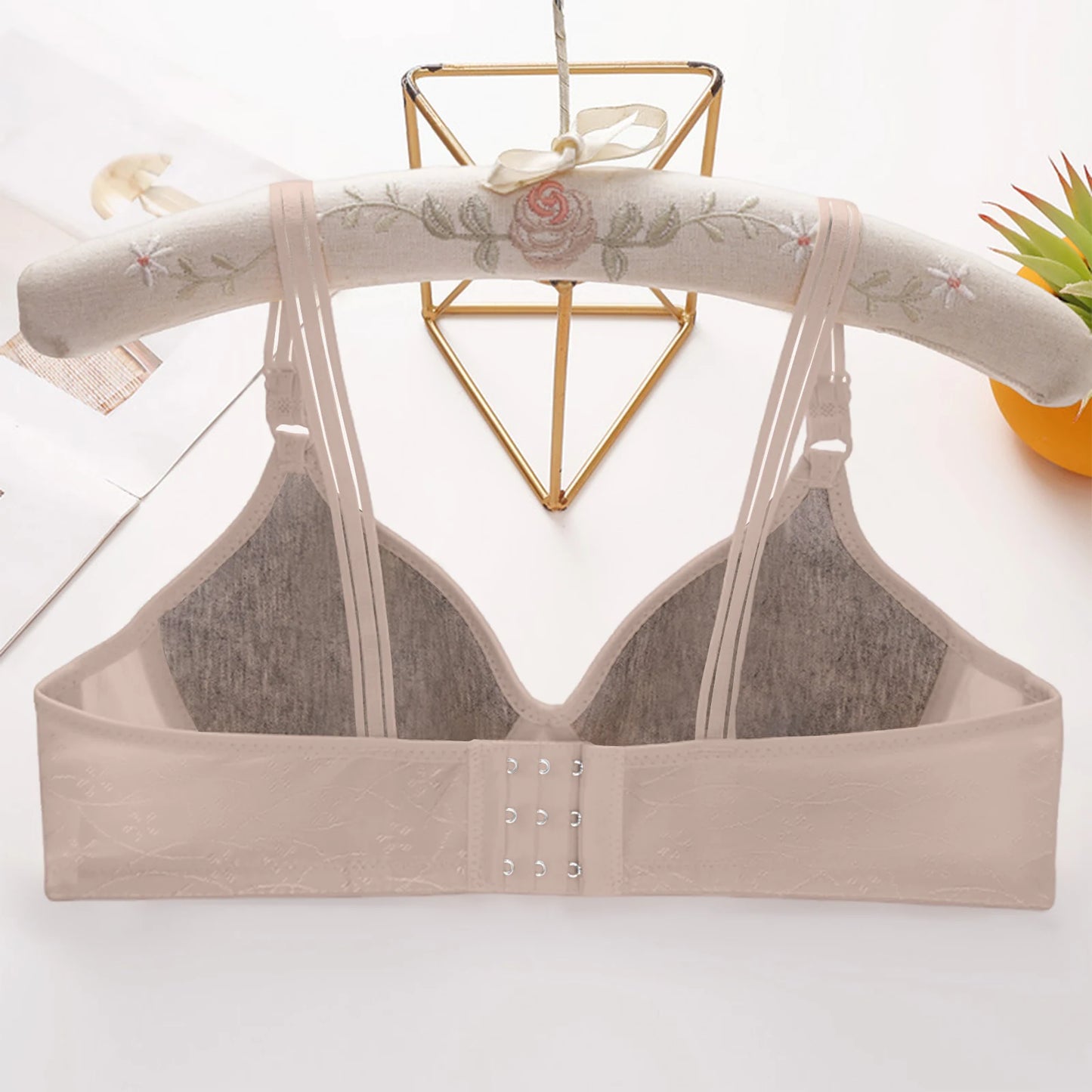 Traditional Style Women's Bra with Bamboo Charcoal Inner Cup Thin Molded Cup for Middle-Aged And Elderly Comfortable Underwear Peaceful Pleasures Health and Wellness