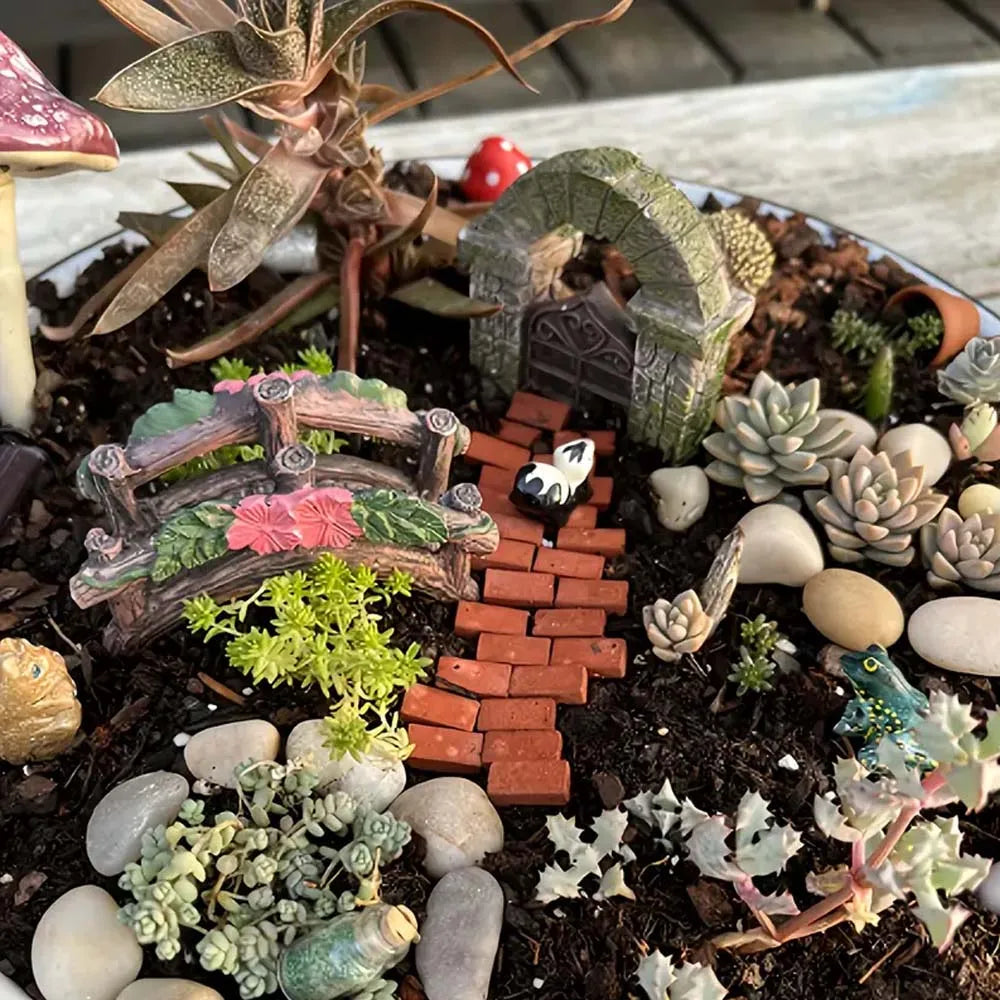 Mini Red Bricks 100/200pcs – DIY Fairy Garden Miniature Decor