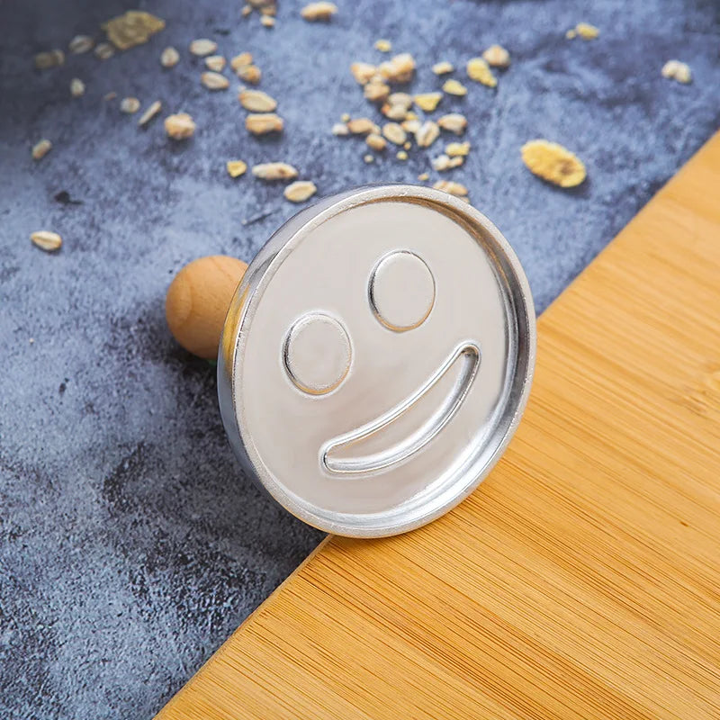 6/3/1 Cookie Cutter Aluminum Alloy Cookie Stamps Wooden Handle Smile Heart Pattern DIY Hand Press Cookie Mold for Festival Party Peaceful Pleasures Health and Wellness round