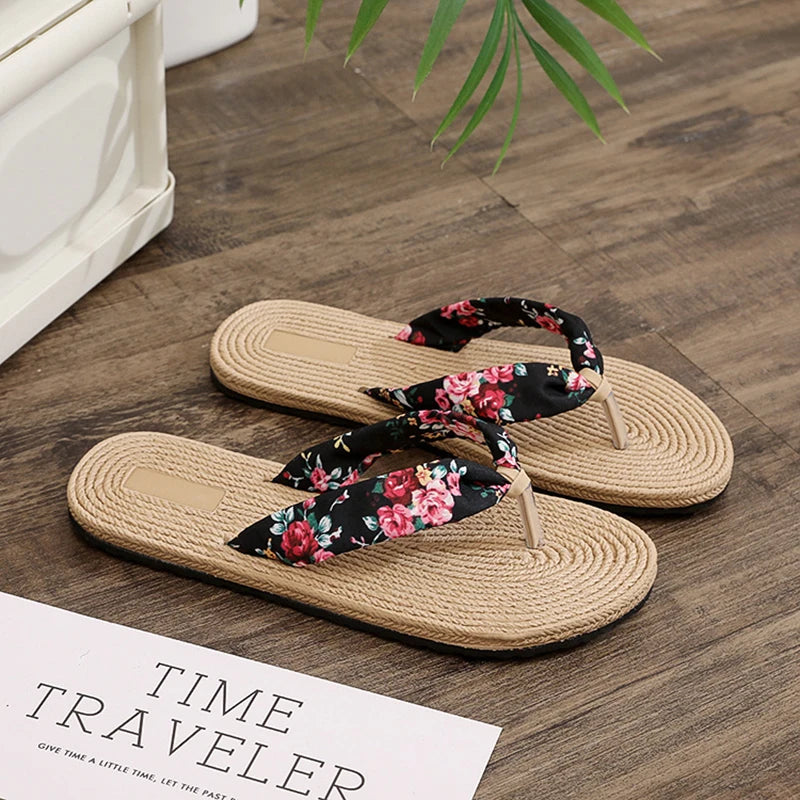 Women's Print Flip-Flop Slippers – Beach & Indoor Slides
