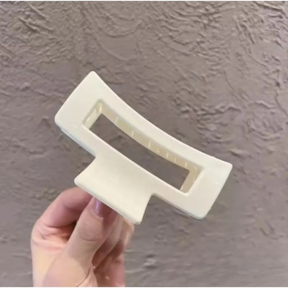 Soft Silicone Hair Claw Clips – Safe, Stylish Barrettes