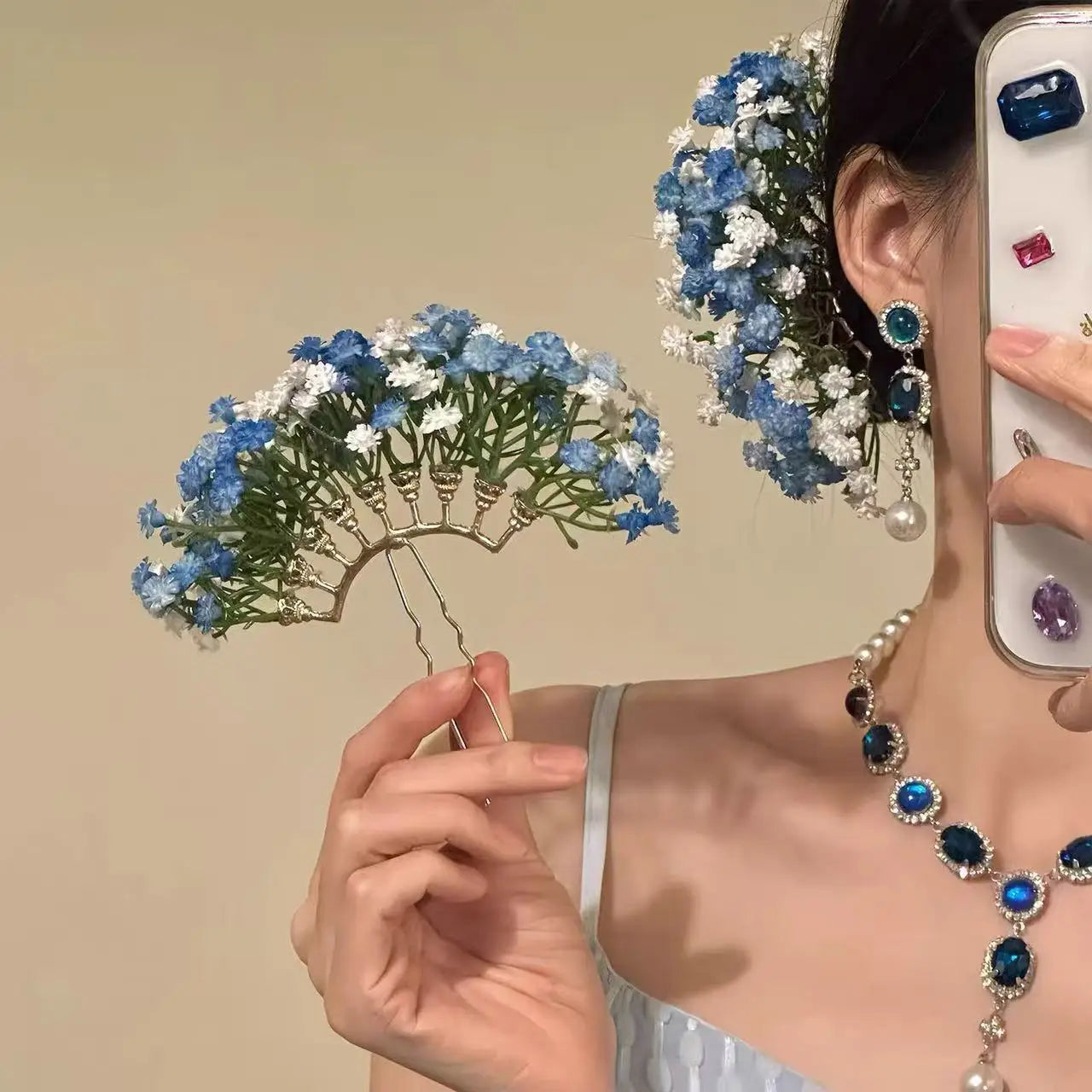 Baby's Breath Flower Hair Clip – Elegant Bridal Hairpin