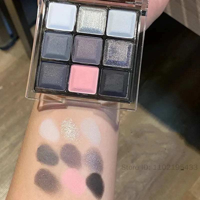9-Color Smoky Eye Shadow Palette – Matte & Shimmer