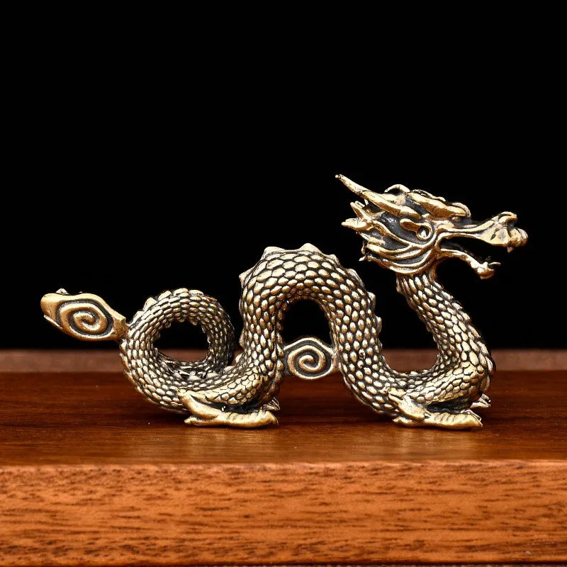 Bronze Chinese Zodiac Dragon Ornaments Creative Home Office Tea Pet Decorations Lucky Dragon Playing Ball Copper Art Crafts Peaceful Pleasures Health and Wellness