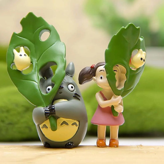 1Pcs Cute Desktop Decoration Totoro Figurine Holding Leaf Totoro Ornament for Living Room Home Decor Items Wall Birthday Gift Peaceful Pleasures Health and Wellness