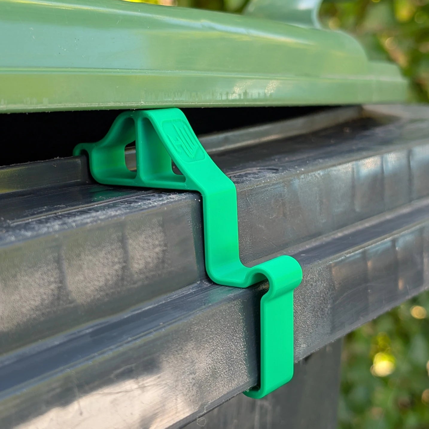 Odor-control Trash Ventilation Clip Keep Outdoor Bins Fresh Clean