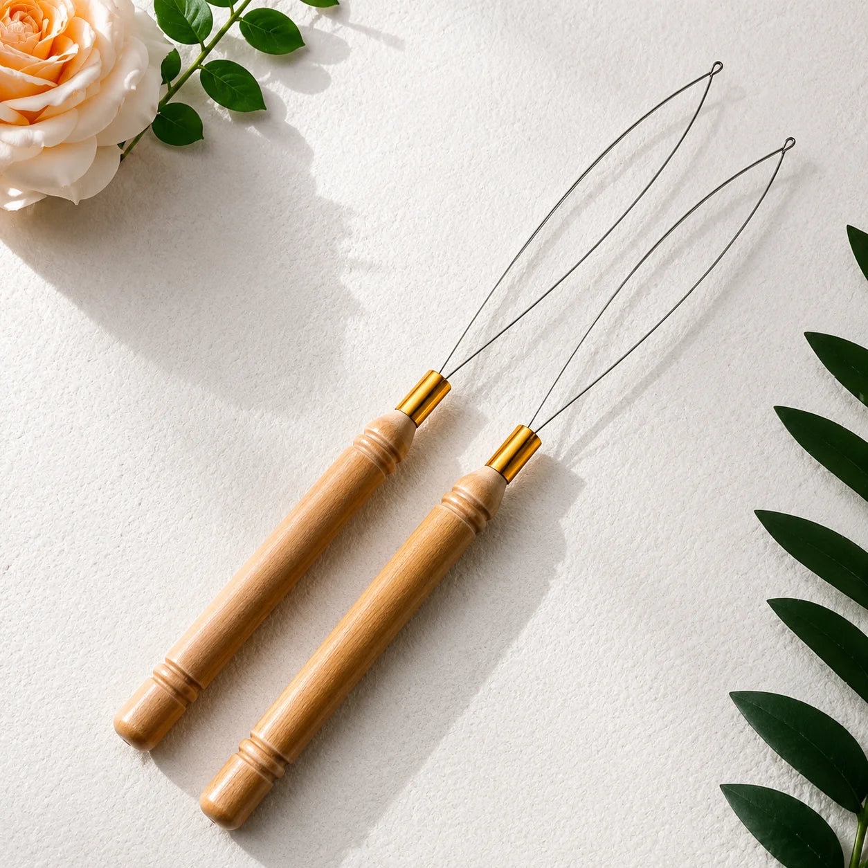 Wooden Crochet Hook Loop Threader for Hair Extensions & Braids