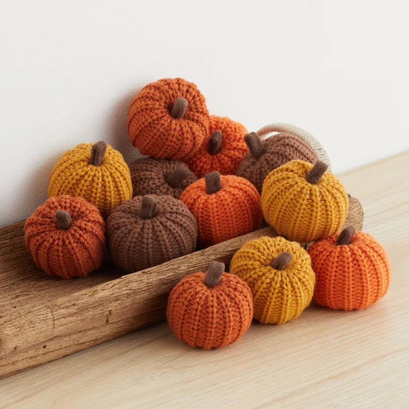 Knit Pumpkin Garland – Fall Mantel & Halloween Décor