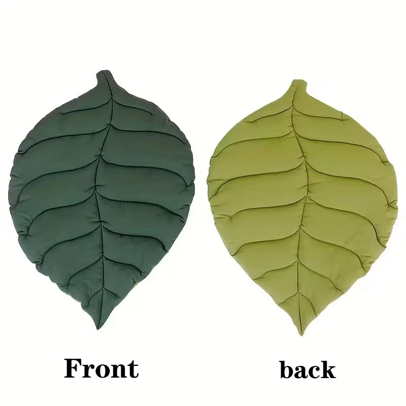 Leaf Shaped Reversible Pet Bed – Washable Non-Slip Cat Dog Mat