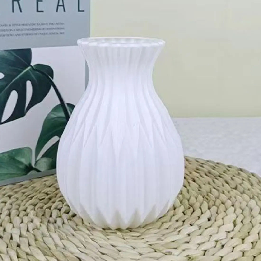 White Imitation Ceramic Plastic Vase – Home, Wedding & Decor