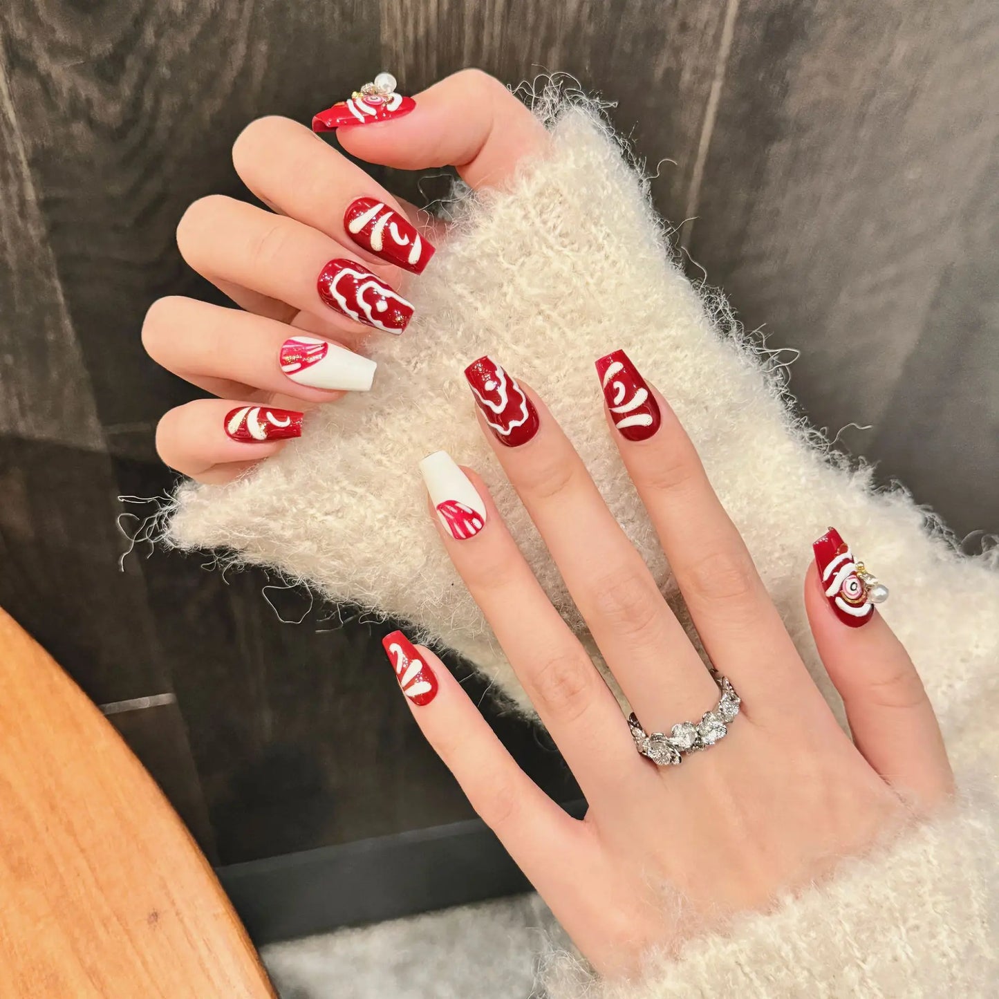 Lucky Red Lion Cat Eye Press On Nails – Short Full Cover Set