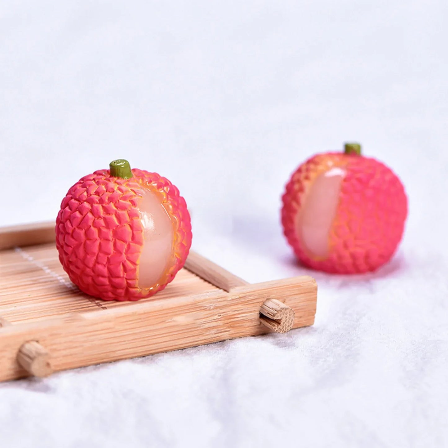 Miniature Resin Fruit Figurines – Litchi & Strawberry Desk Decor