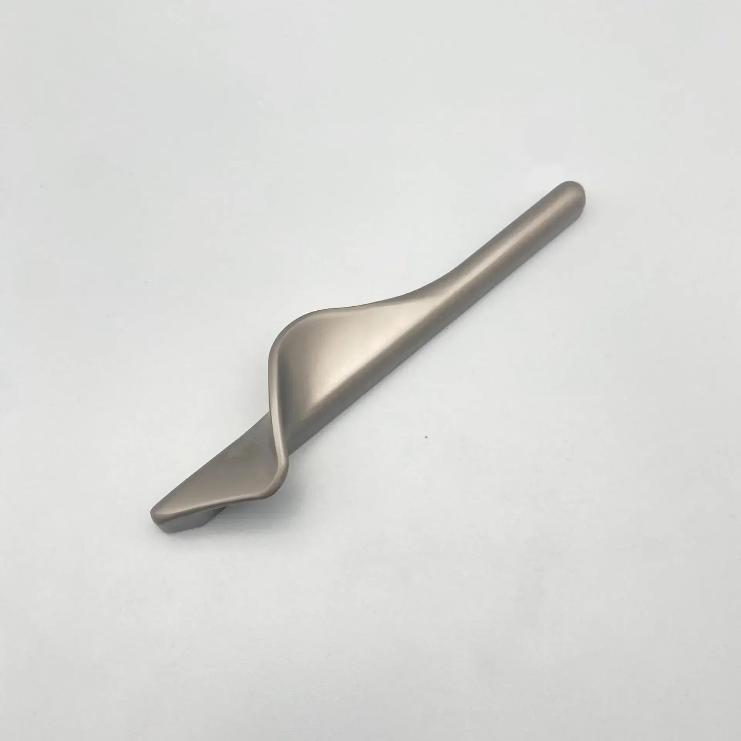 Zinc Alloy Cabinet Door & Drawer Handle – Light Gold Gray