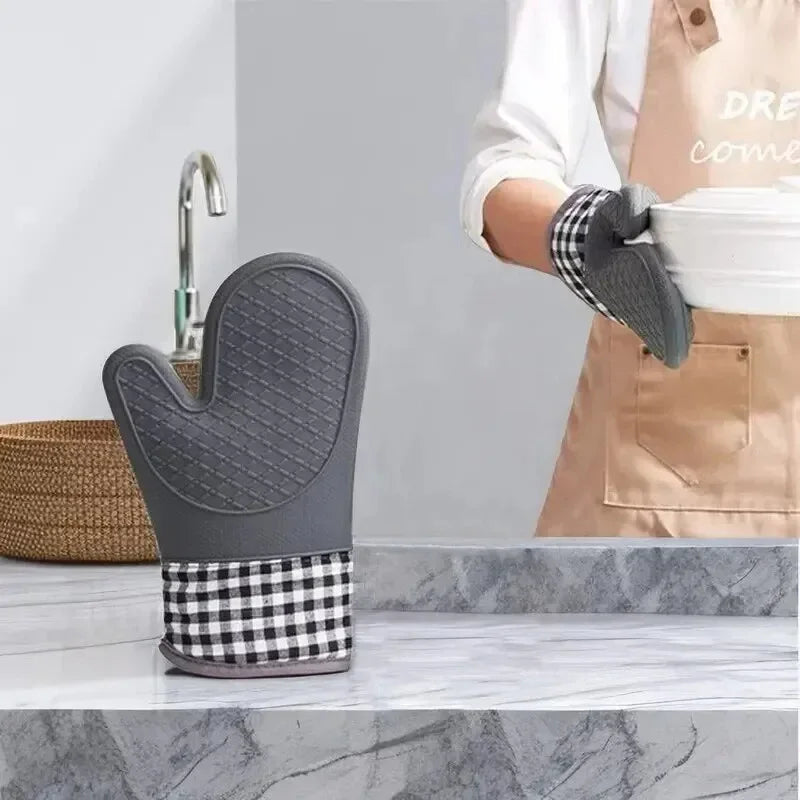 Silicone World 1pc hot Oven Mitts Baking Anti-Hot Silicone Gloves Oven Microwave Cooking Insulation Baking Kitchen Tools Peaceful Pleasures Health and Wellness
