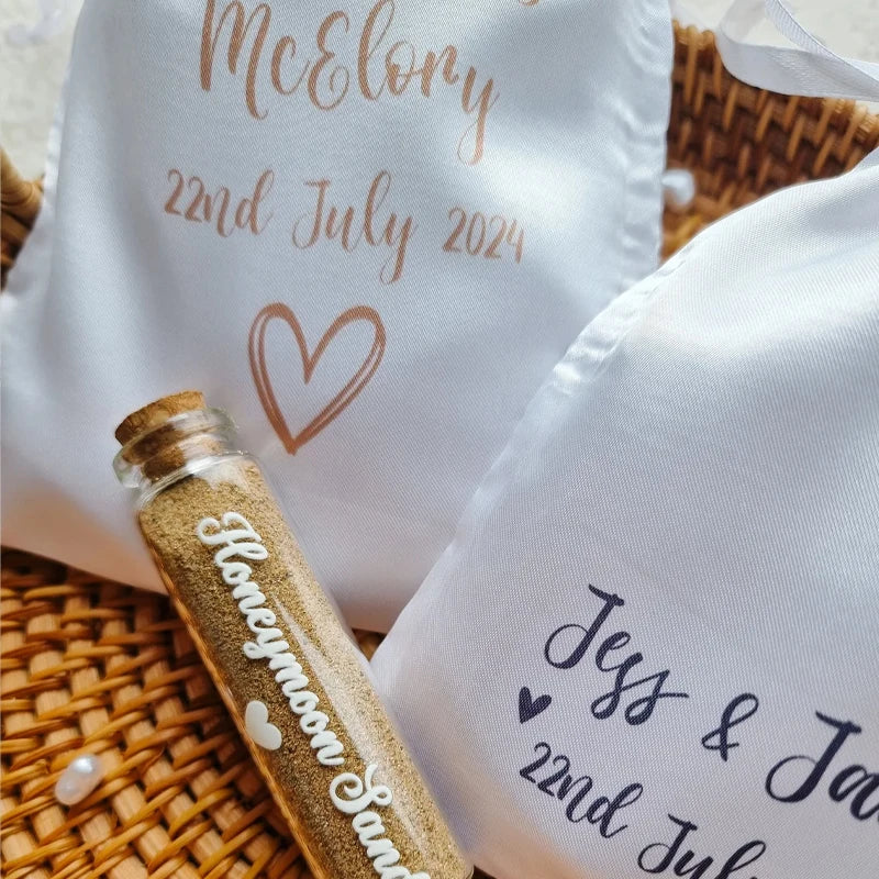 5-Pack Personalised White Satin Drawstring Bags | Wedding Favors