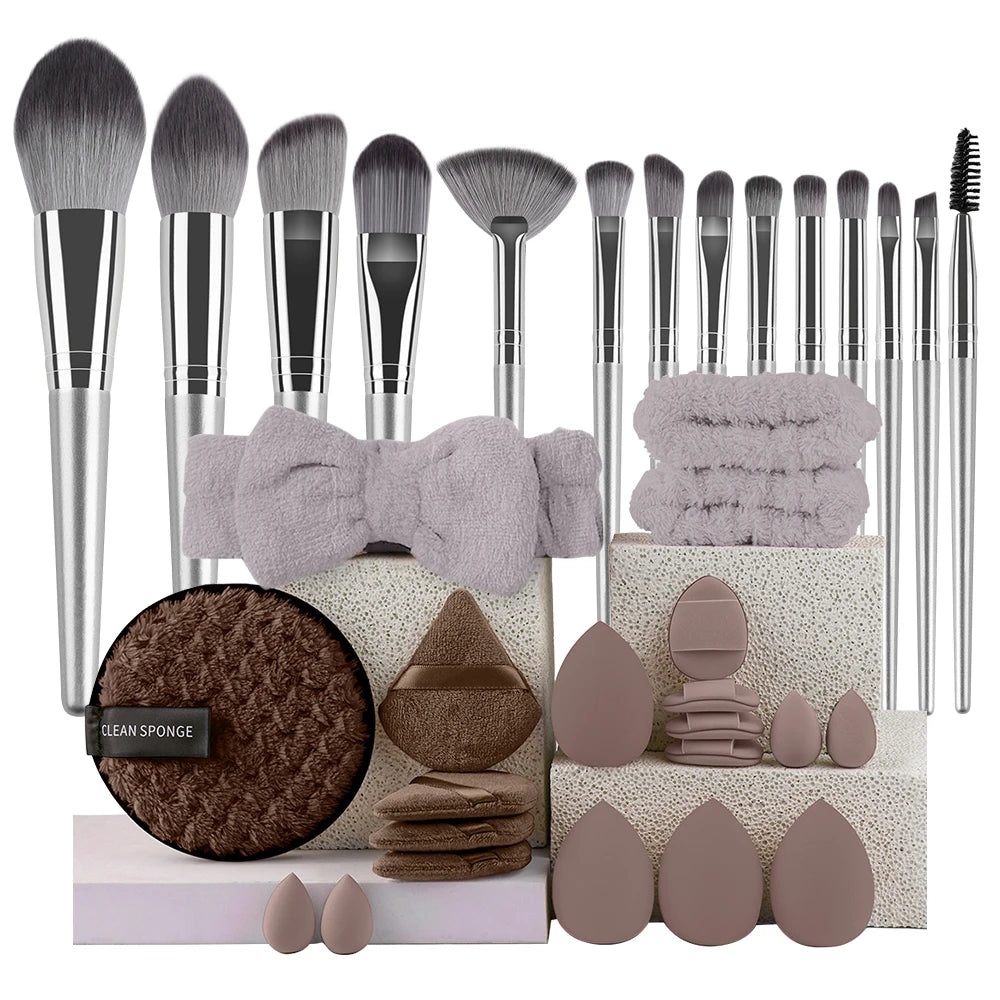 RUNTOIN 14pc & 34pc Professional Makeup Brush Set | Travel Kit