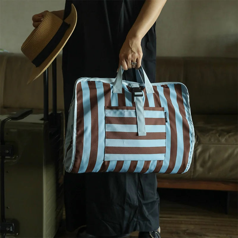 Hanging Packing Cube – Foldable Waterproof Travel Organizer