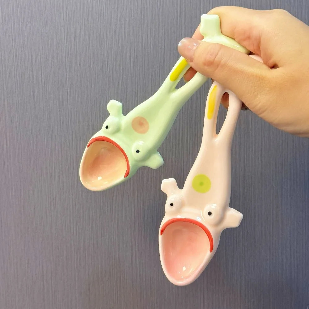 Frog Spoon Creative Ceramic Long-handled Household Ugly Cute Toad Scoop for Eating Drinking Soup and Desserts Funny Cute Spoon Peaceful Pleasures Health and Wellness