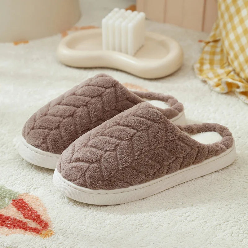 Women's Fuzzy Plush Slippers – Warm Soft Sole Indoor Slides