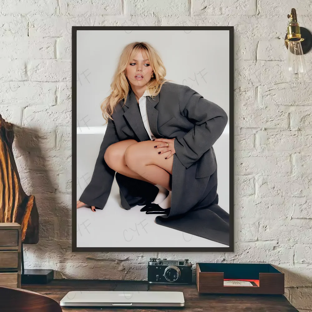 Pop Singer Actor Renee Rapp Poster HD art sticky wall waterproof home living room bedroom bar aesthetic decoration Peaceful Pleasures Health and Wellness