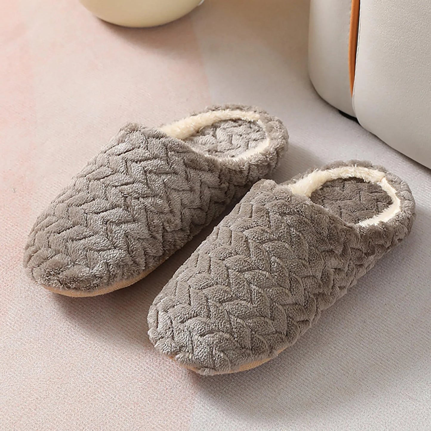 Cartoon Cat Memory Foam Indoor Slippers – Non-Slip & Warm